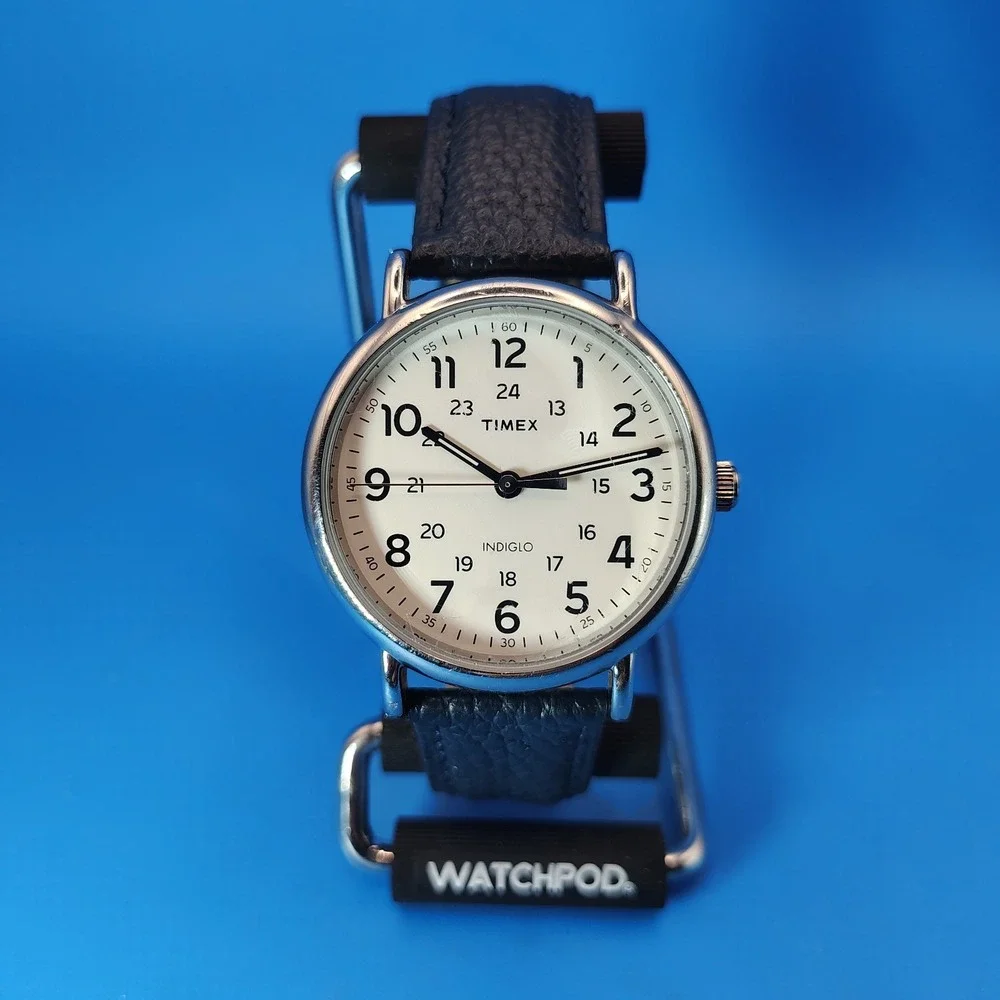 Vintage 2009 Timex Weekender 40mm Mens Quartz Dress Watch NEW strap (No Indiglo)
